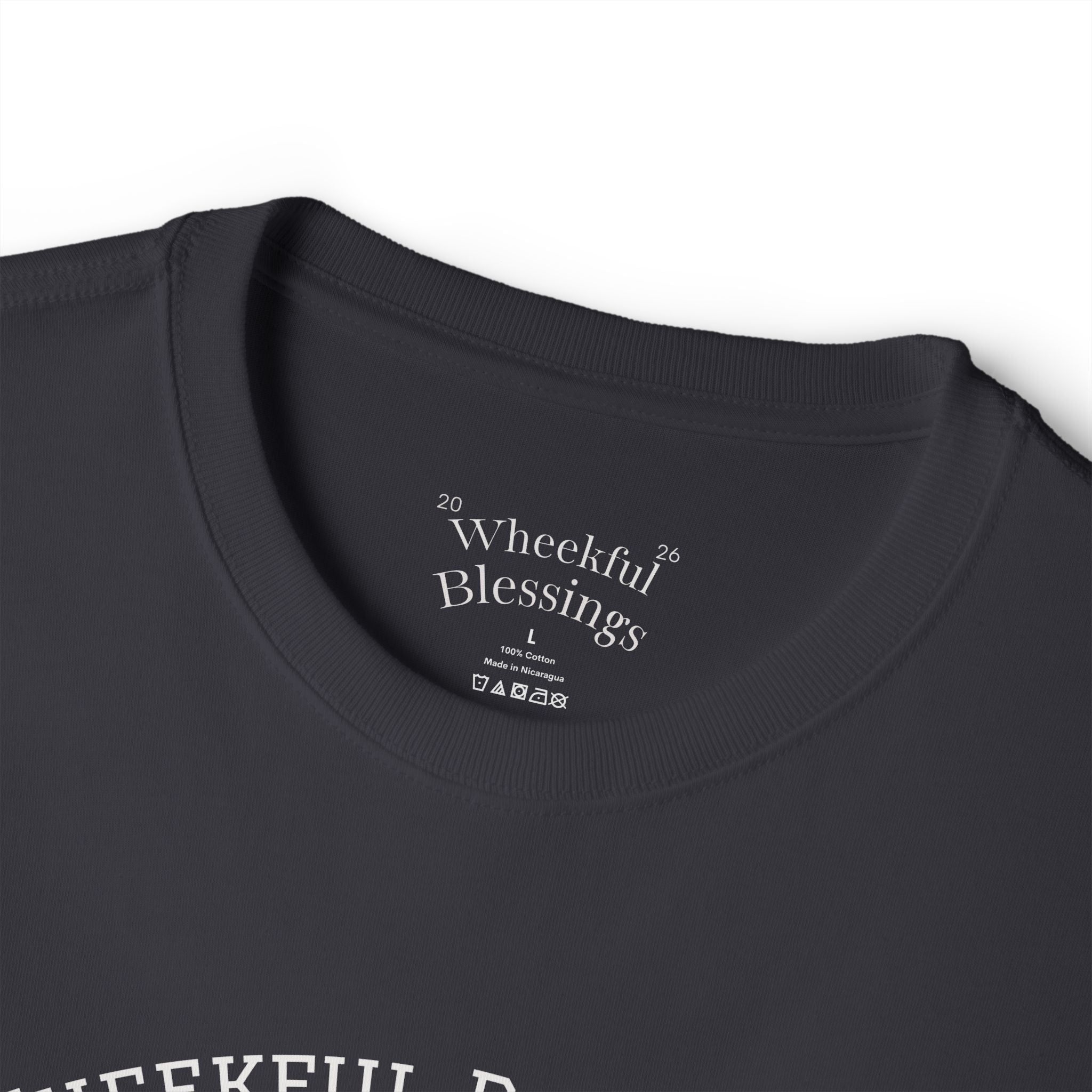 Wheelful Blessings Shakira T-Ahirt
